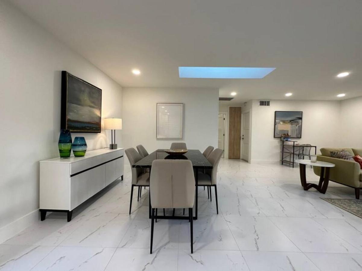 Villa The Sun House - 3 Bed, 2 Bath, Private Pool, Fire Pit, Huge Backyard à Fort Lauderdale Extérieur photo