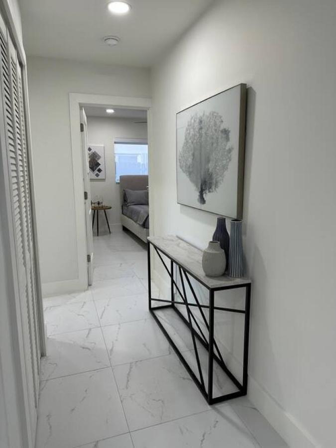 Villa The Sun House - 3 Bed, 2 Bath, Private Pool, Fire Pit, Huge Backyard à Fort Lauderdale Extérieur photo