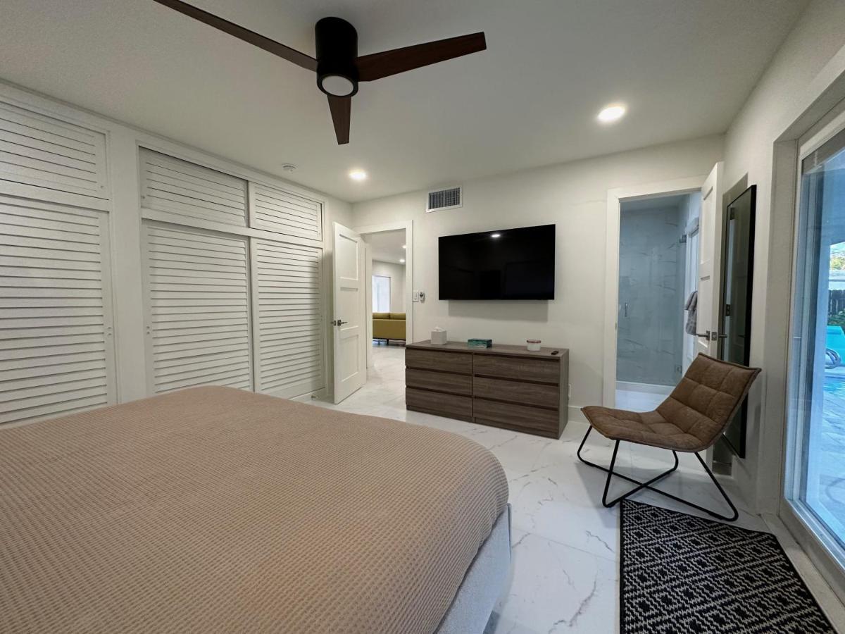 Villa The Sun House - 3 Bed, 2 Bath, Private Pool, Fire Pit, Huge Backyard à Fort Lauderdale Extérieur photo